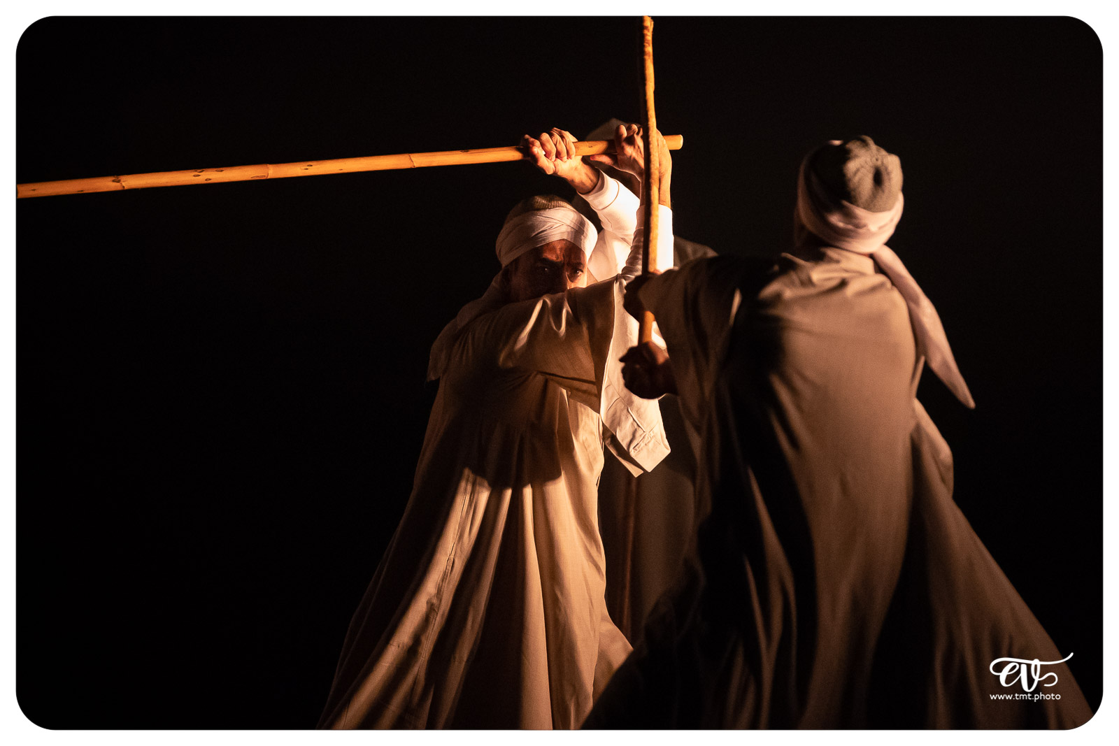 DANS LE CERCLE DES HOMMES DU NIL - CENTRE MEDHAT FAWZY DE MALLAW